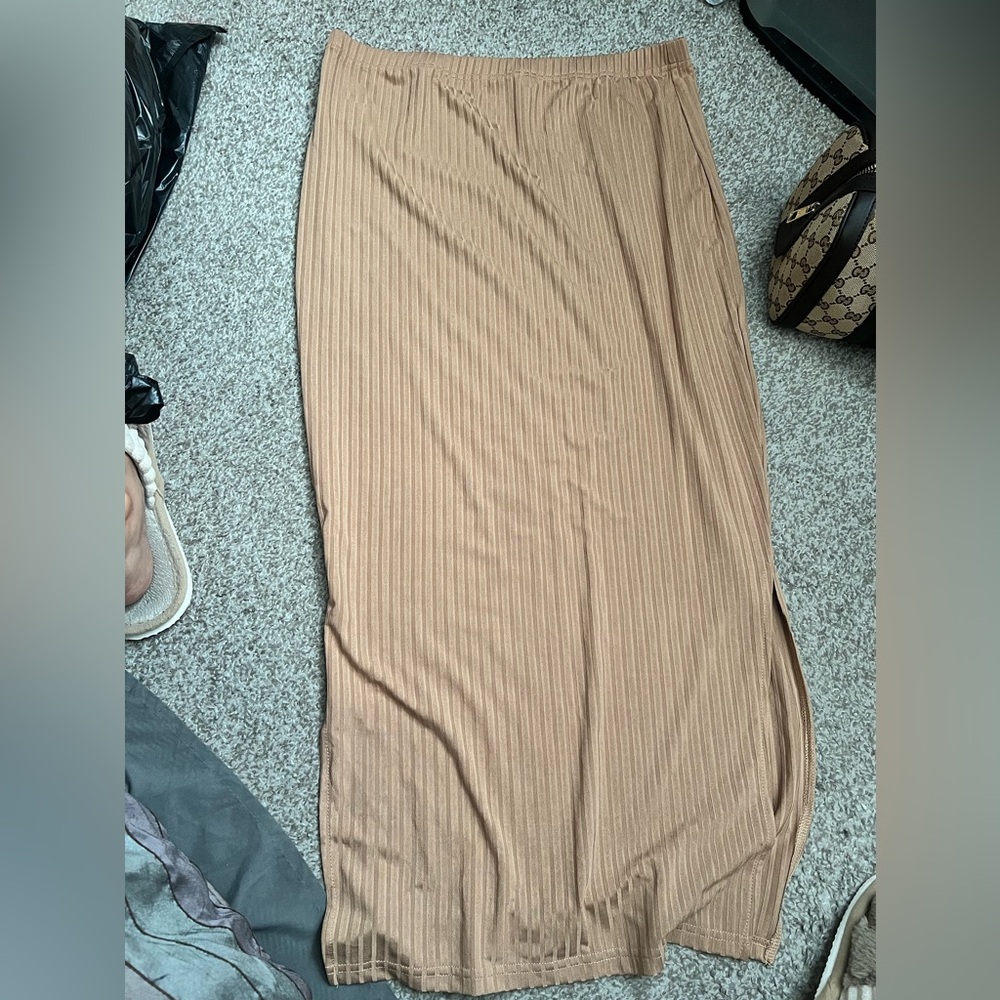 Light brown skirt